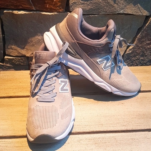 New balance - Picture 2 of 4